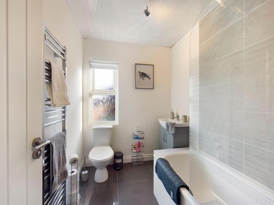 It'S Broadway Baby! Great House Close To City Centre Belfast Exteriör bild